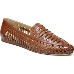 Like New Veronica Beard Greece Caged Leather Loafers Flats Size 8.5, no box.